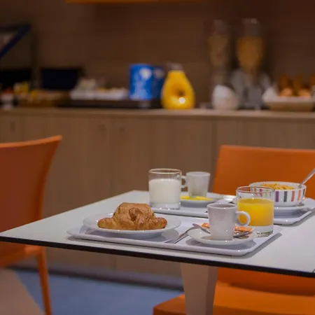 Bel Oranger Gare De Lyon Paříž